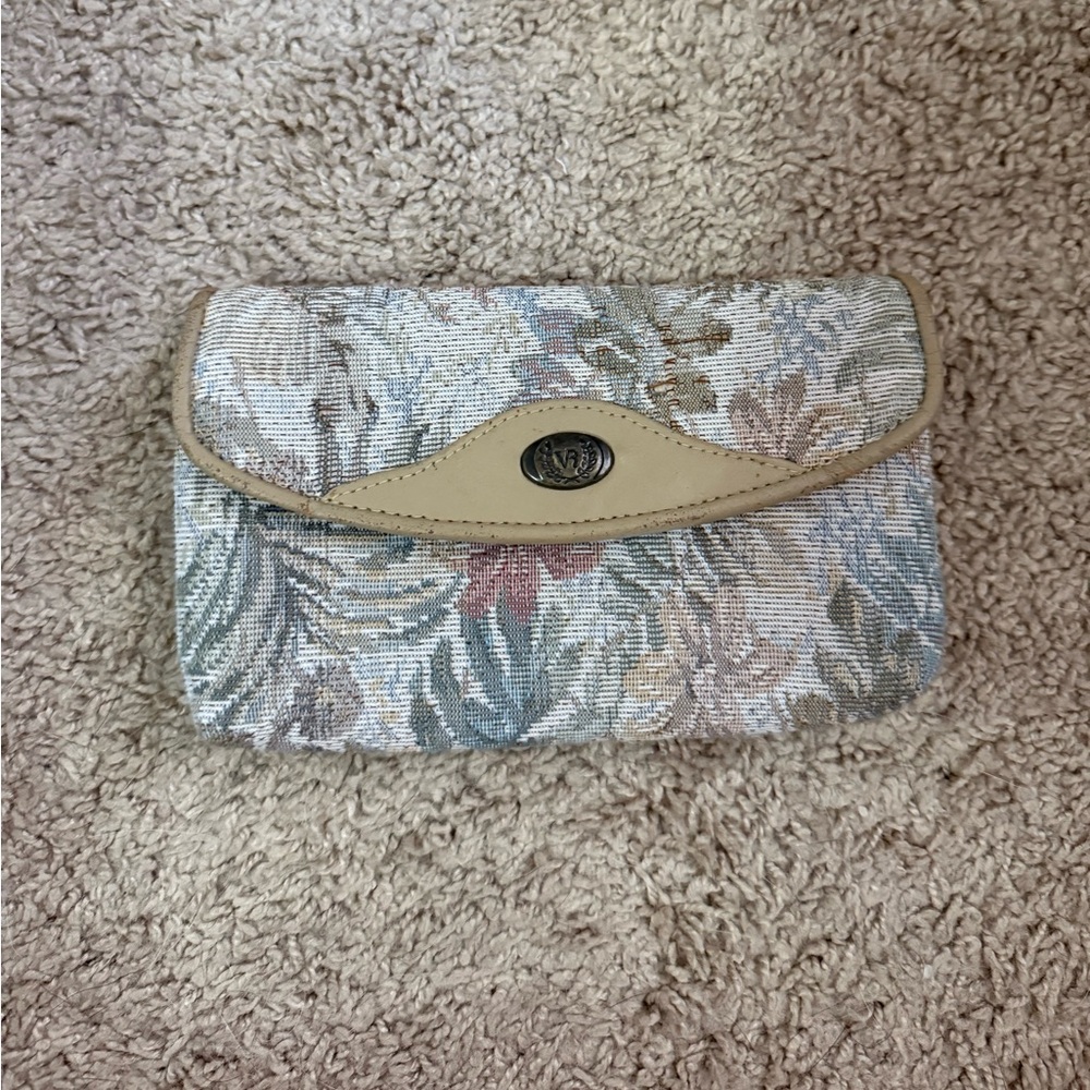 Vintage floral wallet